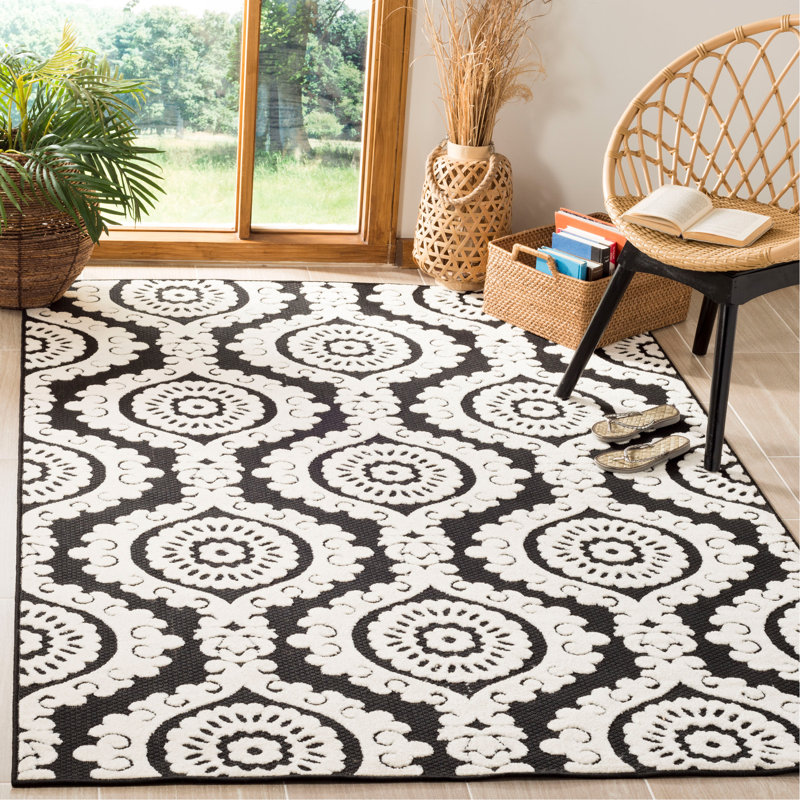 Tapis noir / blanc intérieur / extérieur, Rectangle 5 pi 3 po x 7 pi 7 po