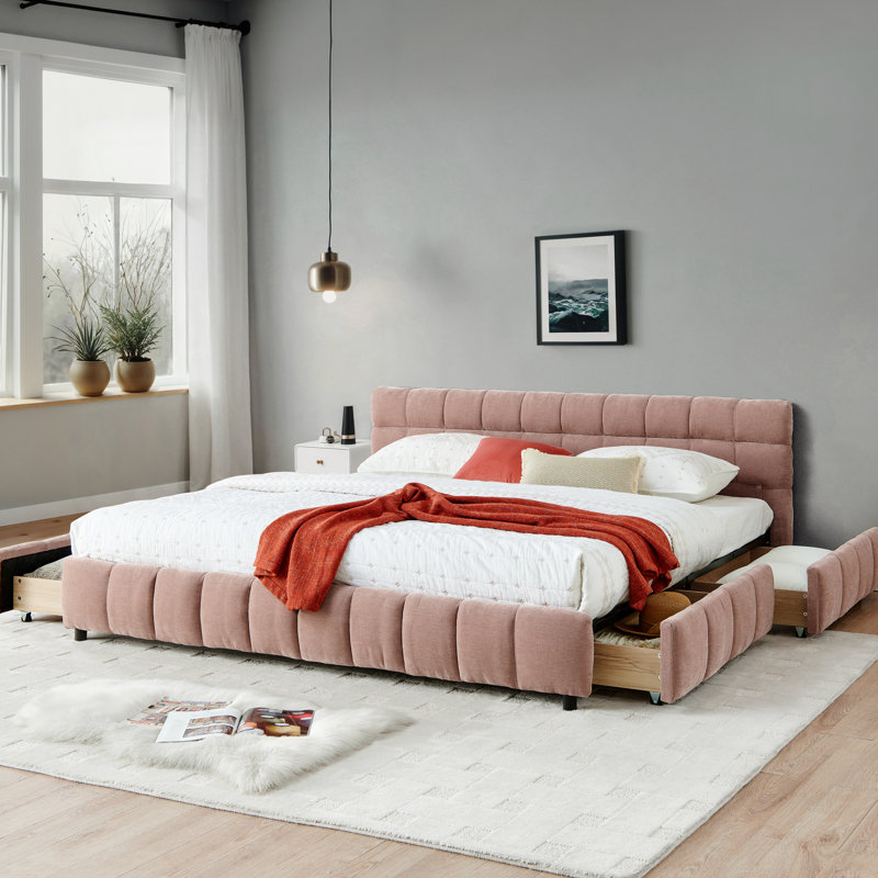 Structure de lit très grand en chenille rose avec tête de lit, cadre et tiroirs de rangement moelleux en chenille épaisse moderne