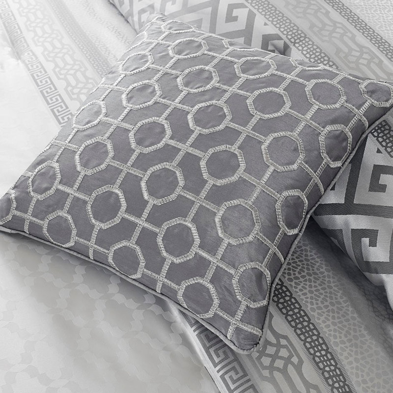 Ensemble d'édredon 7 pièces pour très grand lit gris, King Comforter + 6 Additional Pieces, Grey