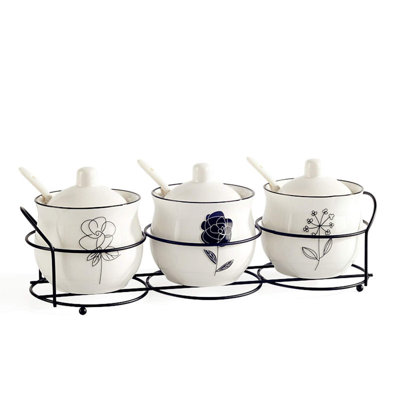 Ceramic Spice & sugar Jars, with Lids Spoons and Shelf,Porcelain Condiment Kitchen Jar Spice Container Set, 230 ML,3 Pcs/White