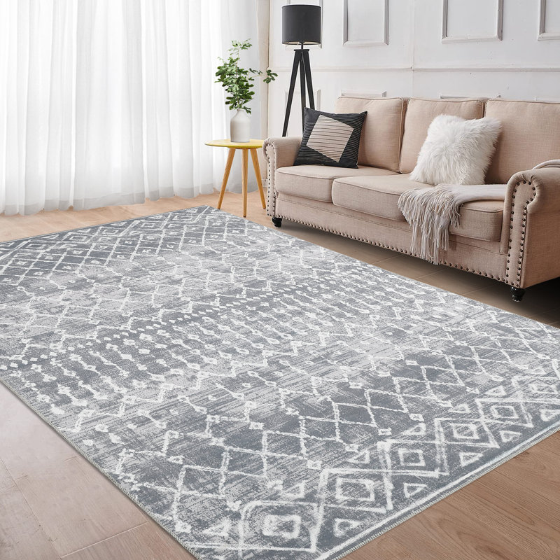 Korrine Washable Geometric Indoor Rug, Rectangle 4' x 6'