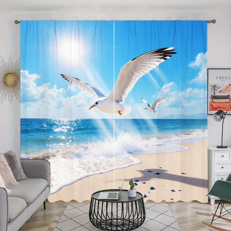 2 panneaux de rideau filtrant la lumière de la plage avec une mouette survolant les vagues de l'océan