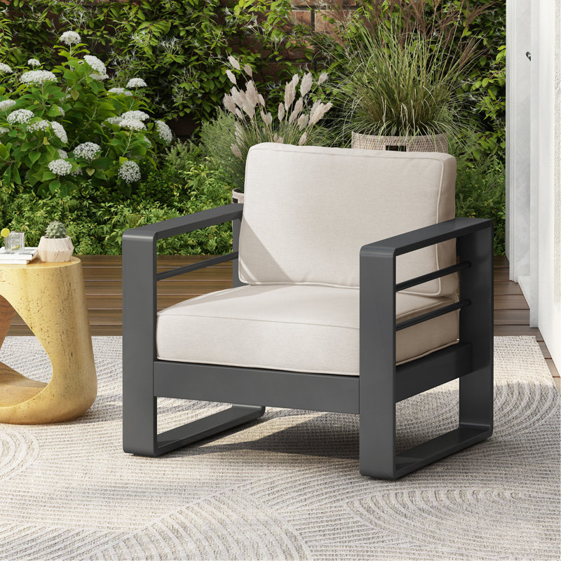 CHAISE CLUB MAYA BAY MP1, FINITION NOIRE AVEC COUSSIN BEIGE