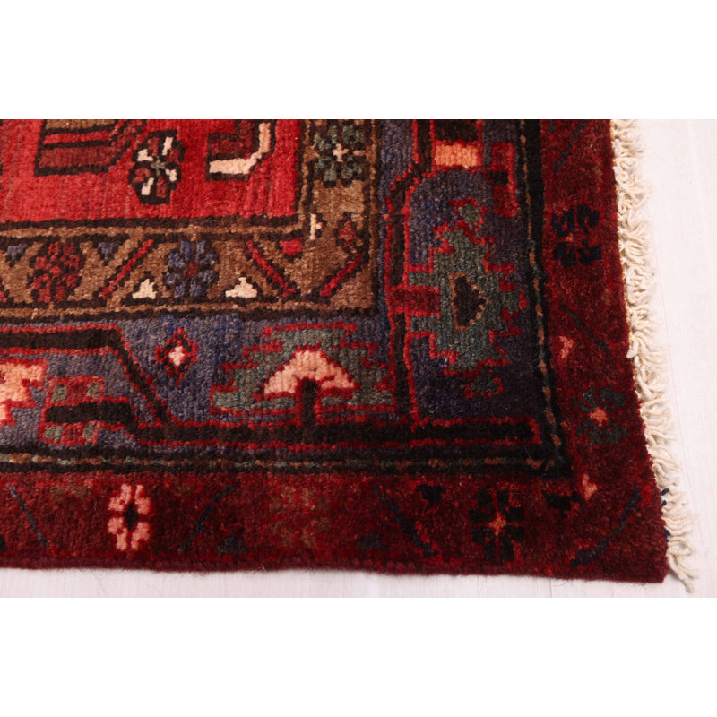Andelz Red Rug 3'11" x 6'11"