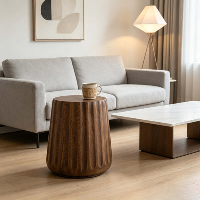 Table de bout en souche d'arbre cannelée de 16,61 po de hauteur, table de bout MGO à grain de bois brun résistante aux intempéries pour patio, jardin, salon
