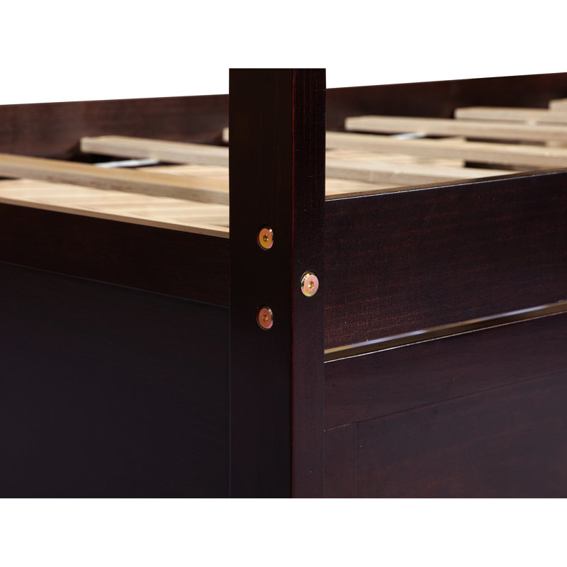 Lit simple avec tête de lit solide et lit gigogne escamotable - trois tiroirs pour une chambre fonctionnelle moderne