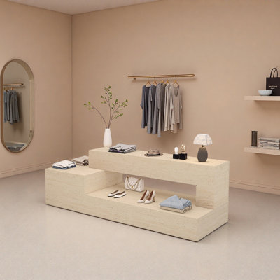 Vitrine de magasin de vêtements haut de gamme