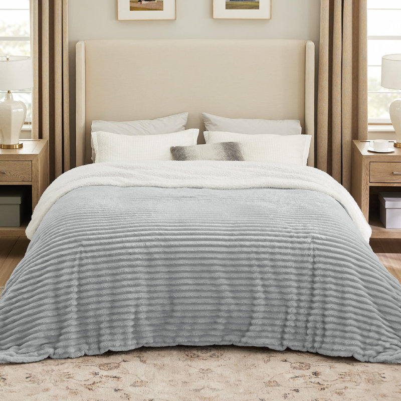 Couvre-lit en sherpa doux de 300 g / m², jeté en peluche doux et doux du printemps, Gris, Très grand lit