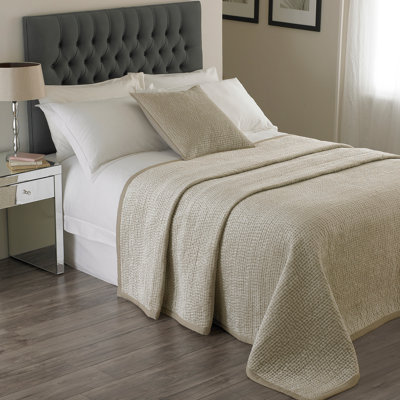 Dalrymple Rayon Patchwork Bedspread