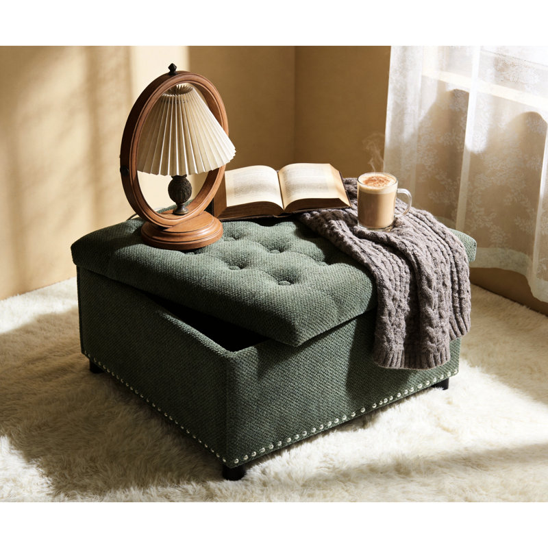 Repose-pieds carré avec rangement caché, garnitures cloutées, convient à plusieurs espaces, surface et décor en tissu à usage moyen, rangement, bureau à domicile, sièges moelleux
