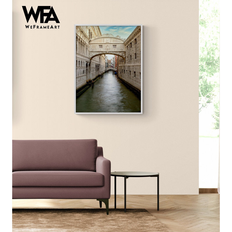 Pont des soupirs, H 56 po x l 42 po, Reproduction encadrée sans passe-partout, Blanc