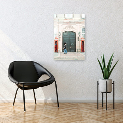 Danish Royal Guard Elegant Traditional Contemporary Architecture Wall Art Print 1 Piece Wrapped Canvas Wall Art