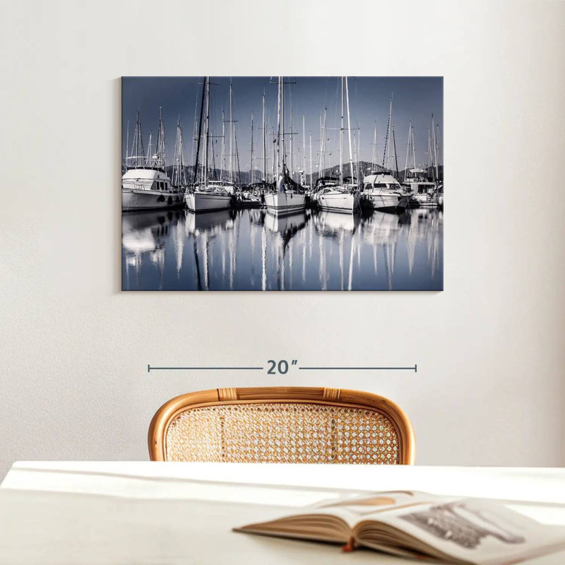 Mehar European Marina Yacht, H 16 po x l 24 po