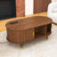 Table basse Mid-Century en bois avec portes coulissantes cannelées, station de charge intégrée et rangement-1985026386