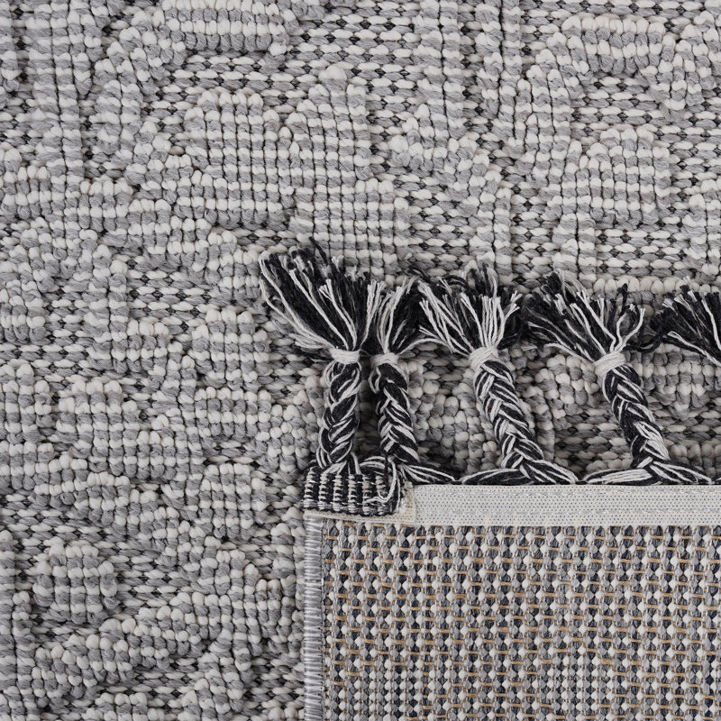 LOOM & LUXE Collection 8X10 White/Medallion Area Rug