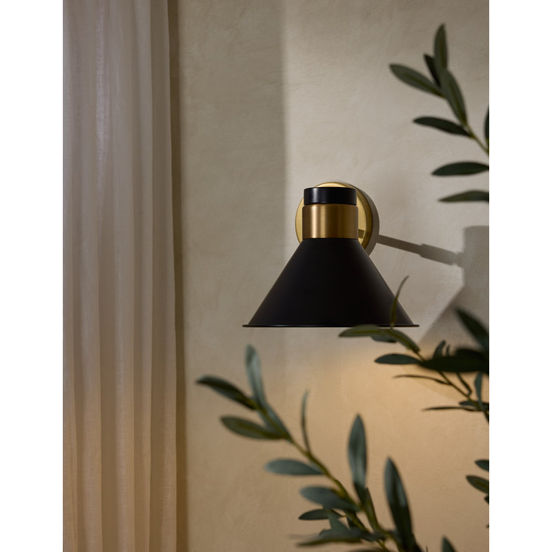 Lane 1 - Light Armed Sconce