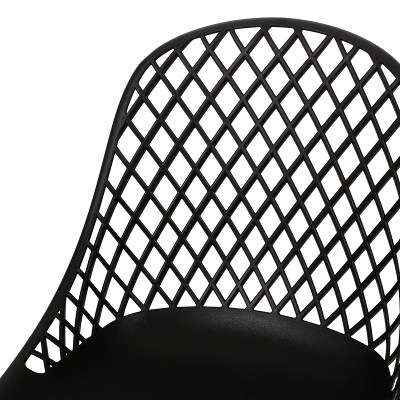 Chaise d'extérieur en polypropylène noir - Chaise Lily avec matériau et design élégant, poids de 9,81 lb, 34,02 po Hauteur, matériau moderne de la structure stable, profondeur 18,27