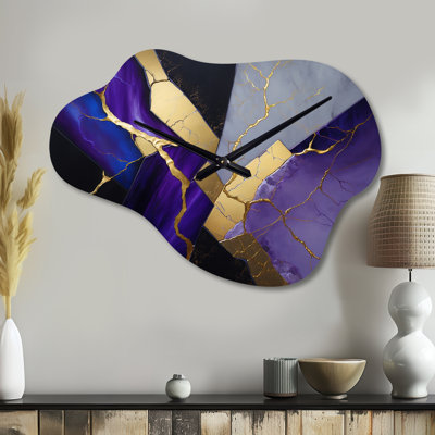 Horloge en métal à motif géométrique abstrait Varujhan