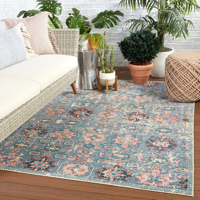 Tapis d'intérieur / extérieur bleu / rose / rouge Forand, Rectangle 5 pi x 7 pi 3 po
