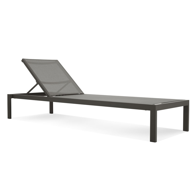 Chaise longue simple d'extérieur Skiff, Carbone