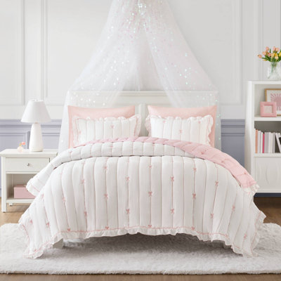 Liv Charming Ruffle Bow Reversible Quilt Set