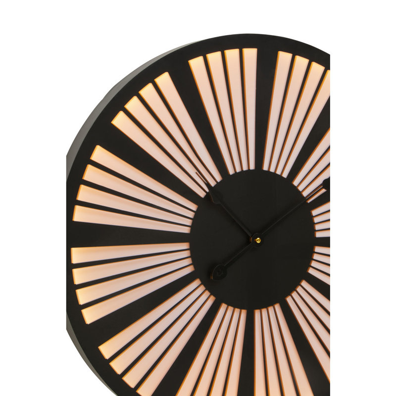 Wynell Metal Wall Clock