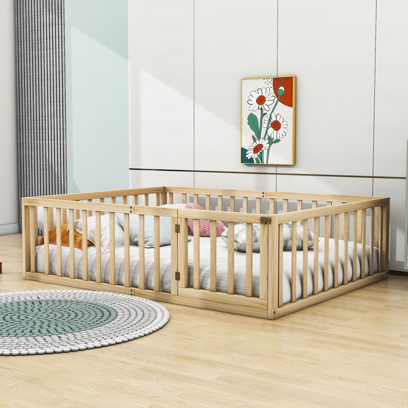 Guerriero Wooden Daybed Frame with Fence, Natural, Queen