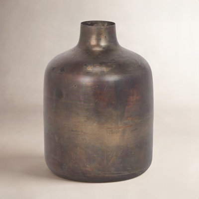 Bantice Metal Table Vase