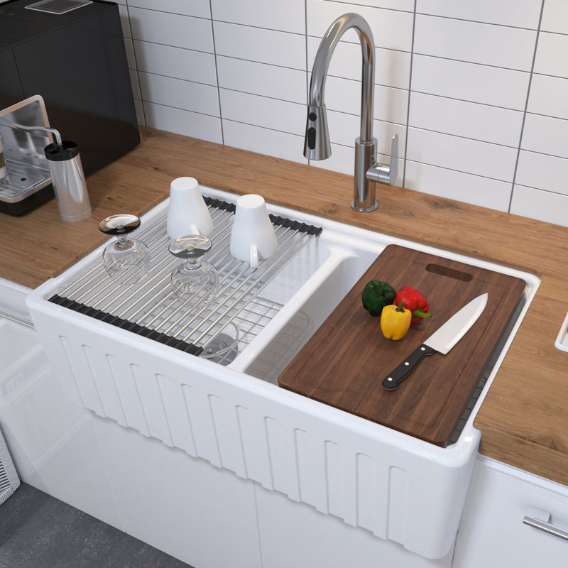 Évier de cuisine de ferme 33 po x l 20 po à double cuve 50/50
