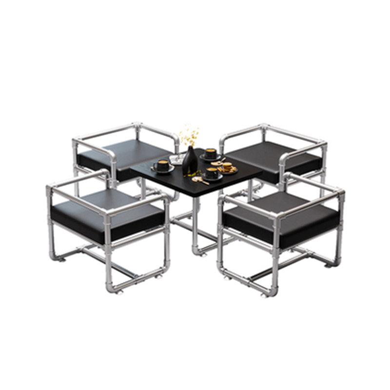 Ensemble de table et chaises de plomberie de style industriel, 5