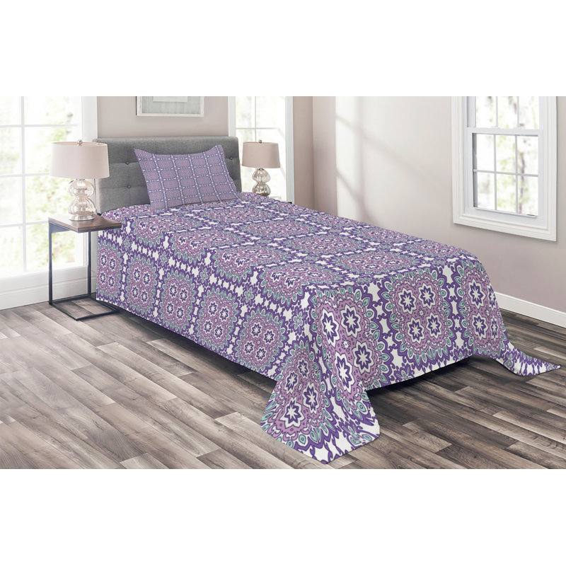 Flower Traditional Polyester Coverlet, Twin Bedspread + 1 Sham