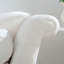 Chaise longue avec accoudoirs à volutes-201046058