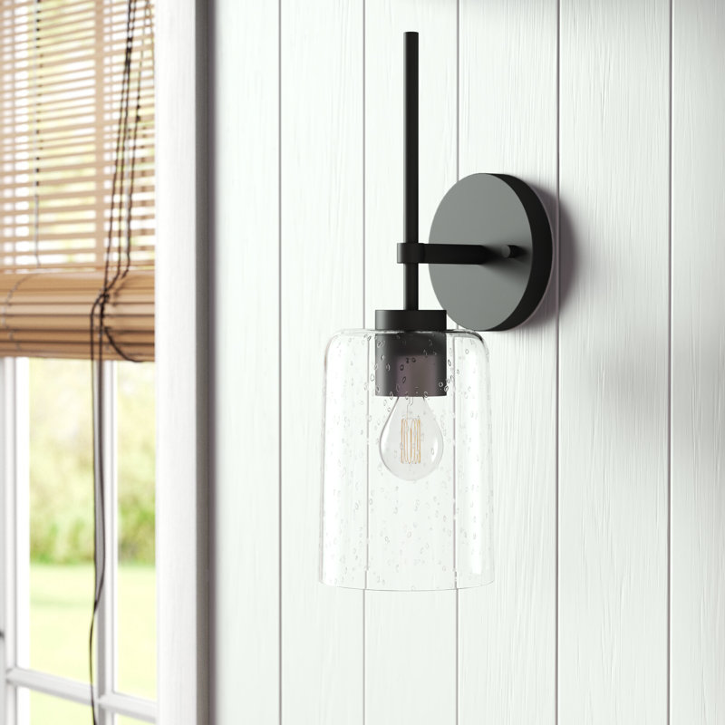 Greyson Wallchiere, Matte Black