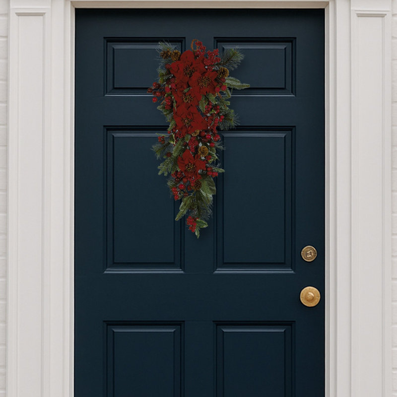 Poinsettia Teardrop