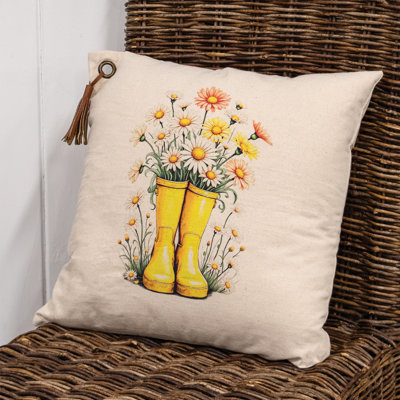 18in x 18in - Daisy Boots Cushion