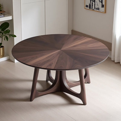 Simple and Retro Designed Round Dining Table