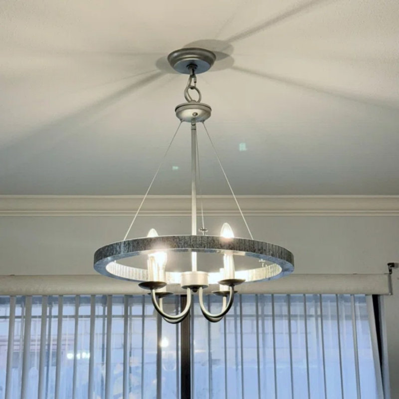Jefre 4 - Light Dimmable Wagon Wheel Chandelier