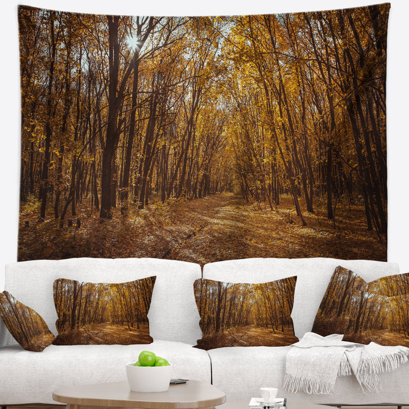Coucher de soleil sur la tapisserie de la forêt d'automne jaune, H 68 po x l 80 po