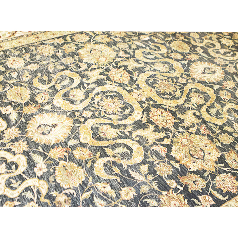 High-Quality Hand-Knotted Black And Ivory Area Rug
