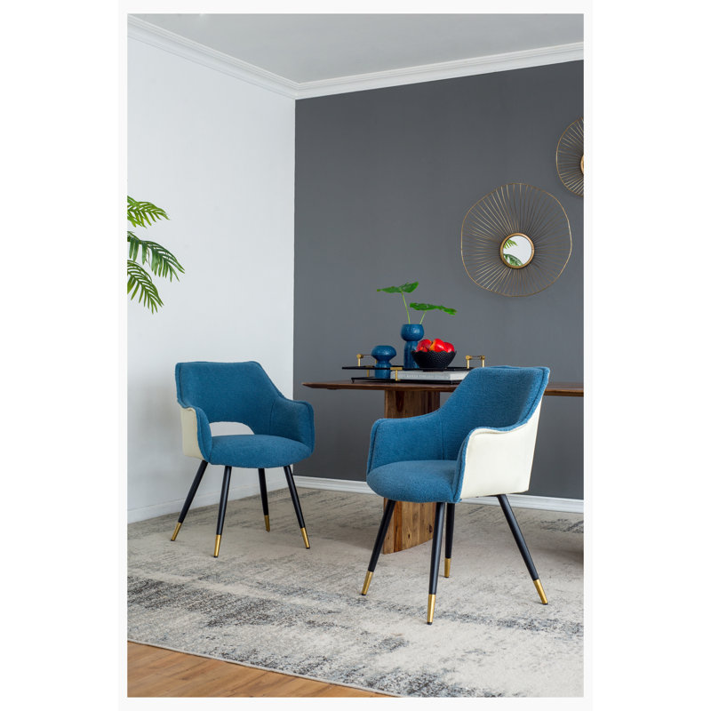 Chaise avec accoudoirs en tissu Raffo, Blanc / velours bleu