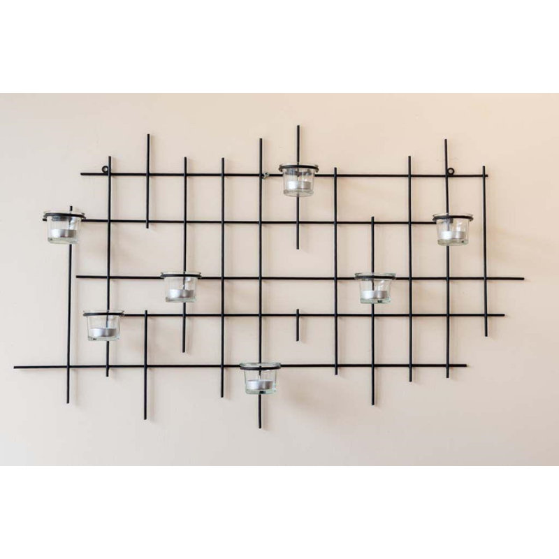 WALL LIGHT
