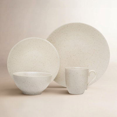 Red Vanilla Oatmeal 16 Piece Dinnerware Set, Service for 4