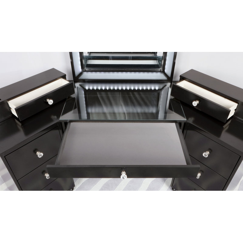 Commodore Vanity, Obsidian Grey
