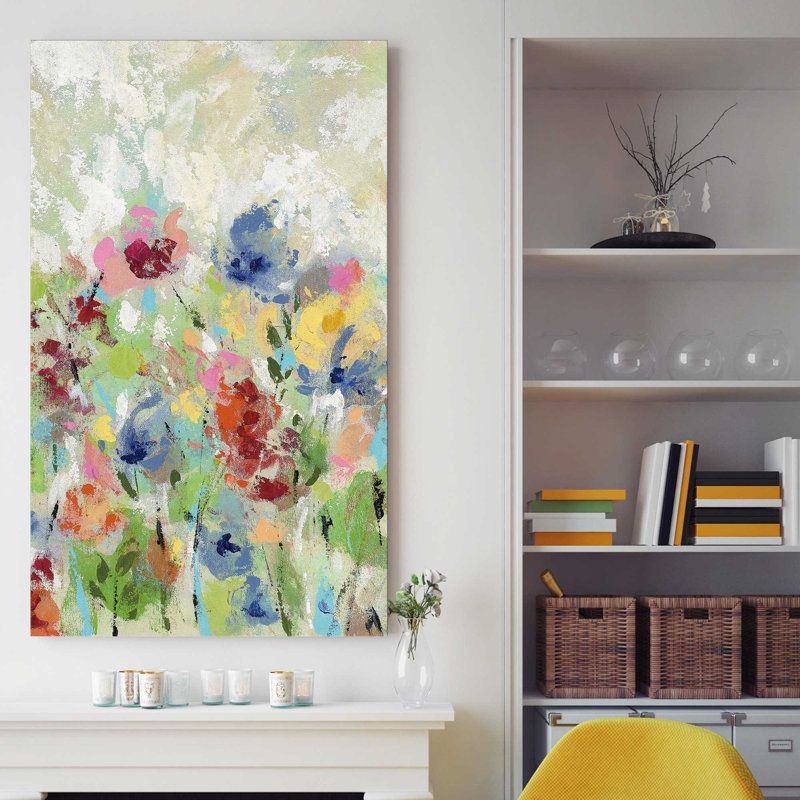 «Springtime Meadow Flowers III» par Silvia Vassileva, reproduction sur toile, H 40 po x l 24 po x P 1,5 po, Toile tendue
