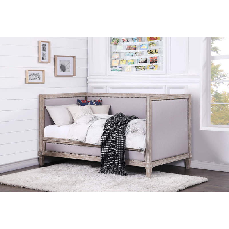 Lit de jour simple, Beige