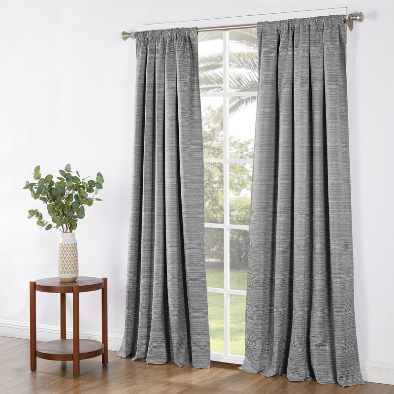 Rideau occultant et isolant avec passe-tringle Canh Ombre Max, L 52 po x L 96 po, gris