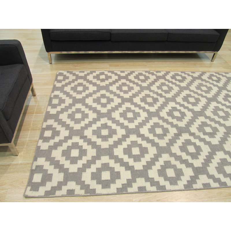 Ava Quinn Gray Machine Made Wool Area Rug, Rectangle 5' x 8'