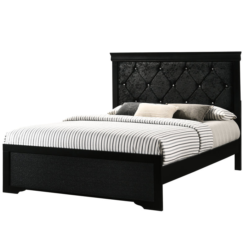 Lit double à panneau noir avec tête de lit tapissier et capitonnage à boutons scintillants pour une chambre chic