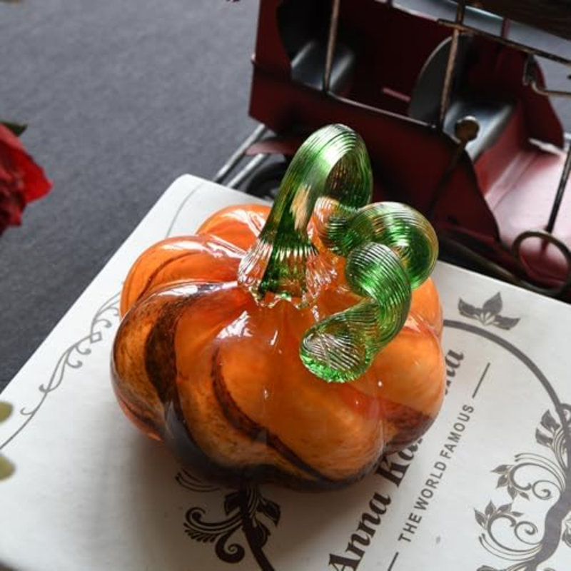 Figurine de citrouille en verre soufflé à la main de 3 po, grand presse-papier en citrouille d'Halloween en cristal brun, décorations d'automne de citrouilles pour la table de la maison