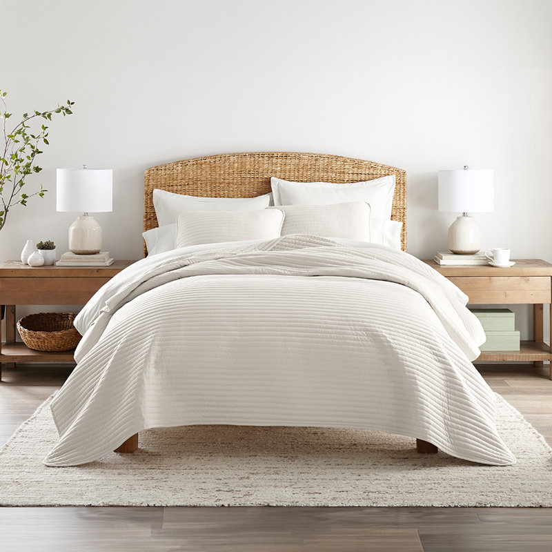 Becky Cameron Lightweight All Season Stripe Stitch Quilt Set with Shams, Natural, King Quilt + 2 King Shams
